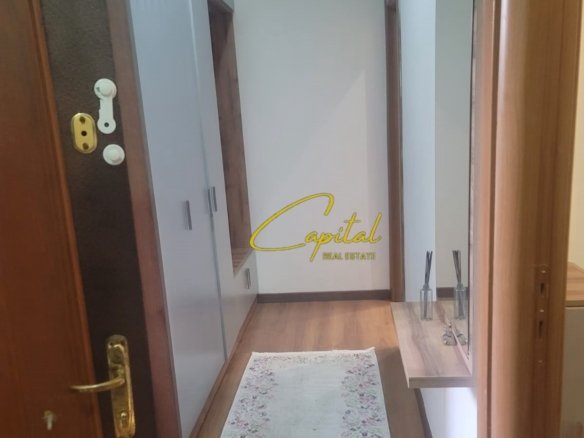 APARTAMENT ME QIRA 1+1 QENDER 60.000 LEKE