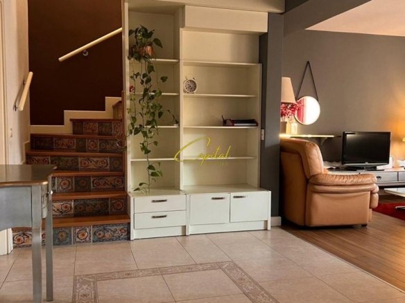 APARTAMET DUBLEX ME QIRA 3+1 RRUGA E DURRESIT 90.000 LEKE
