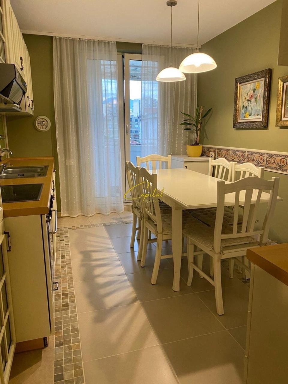 APARTAMET DUBLEX ME QIRA 3+1 RRUGA E DURRESIT 90.000 LEKE