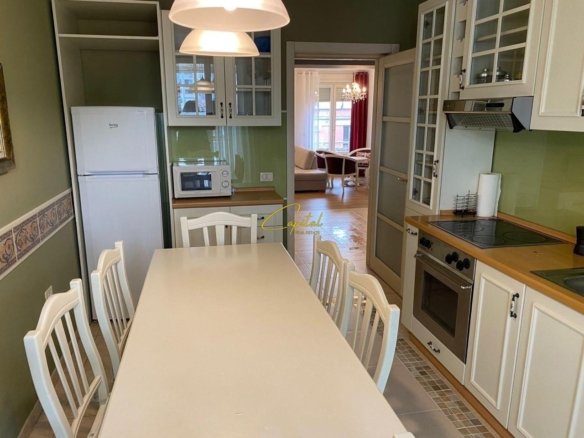 APARTAMET DUBLEX ME QIRA 3+1 RRUGA E DURRESIT 90.000 LEKE
