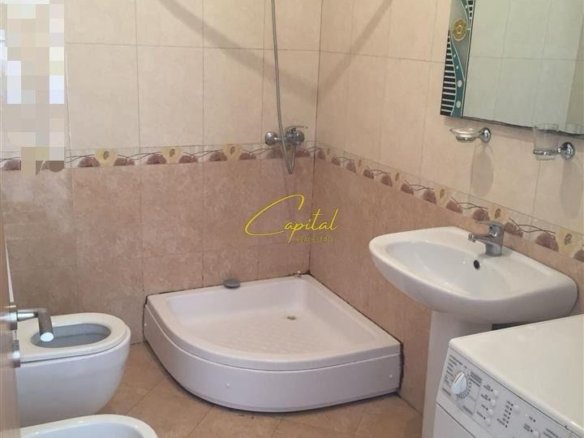 APARTAMENT EM QIRA 1+1 RRUGA XHANFIZE KEKO 50.000 LEKE