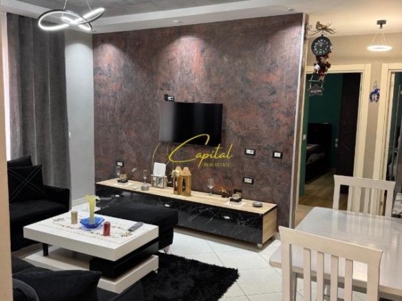 APARTAMENT ME QIRA 3+1 KOPSHTI BOTANIK 55.000 LEKE