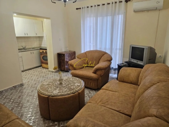 APARTAMENT ME QIRA 3+1 BULEVARDI ZOGU I 60.000 LEKE