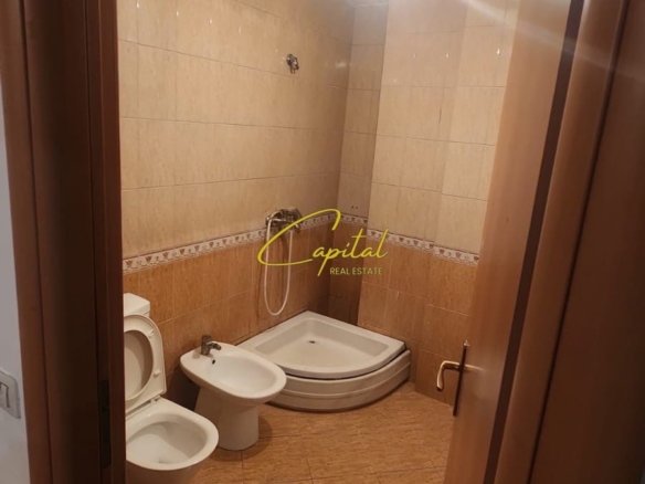 APARTAMENT ME QIRA 2+1 RRUGA IRFAN TOMINI 60.000 LEKE
