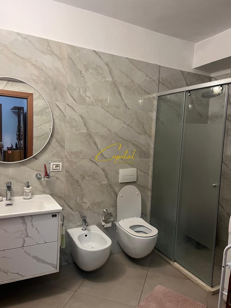 APARTAMENT ME QIRA 2+1 RRUGA E KAVAJES 75.000 LEKE