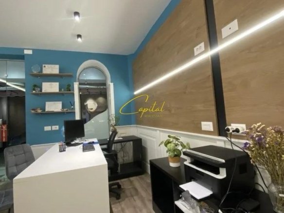 ZYRE ME QIRA 55 M2 BRRYLI 800 EURO