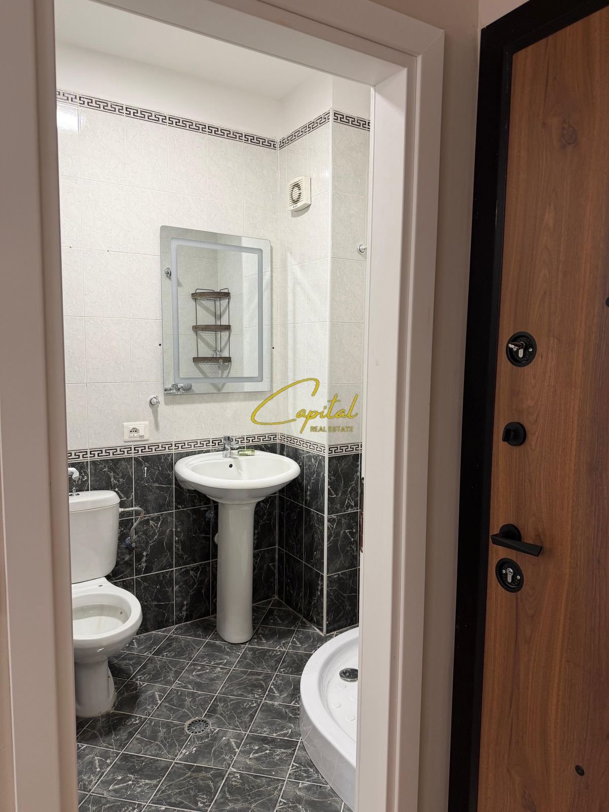 APARTAMENT ME QIRA 2+1 YZBERISHT 600 EURO