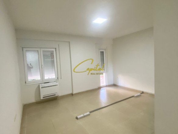AMBIENT BIZNESI ME QIRA 93 M2 RRUGA E KOSOVAREVE 100.000 LEKE
