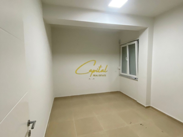 AMBIENT BIZNESI ME QIRA 93 M2 RRUGA E KOSOVAREVE 100.000 LEKE