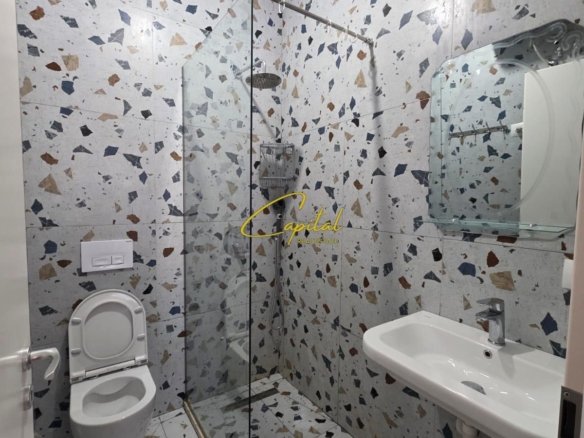 APARTAMENT ME QIRA 1+1 ALI DEMI 45.000 LEKE
