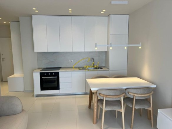 APARTAMENT ME QIRA 2+1 ISH STACIONI TRENIT 75.000 LEKE
