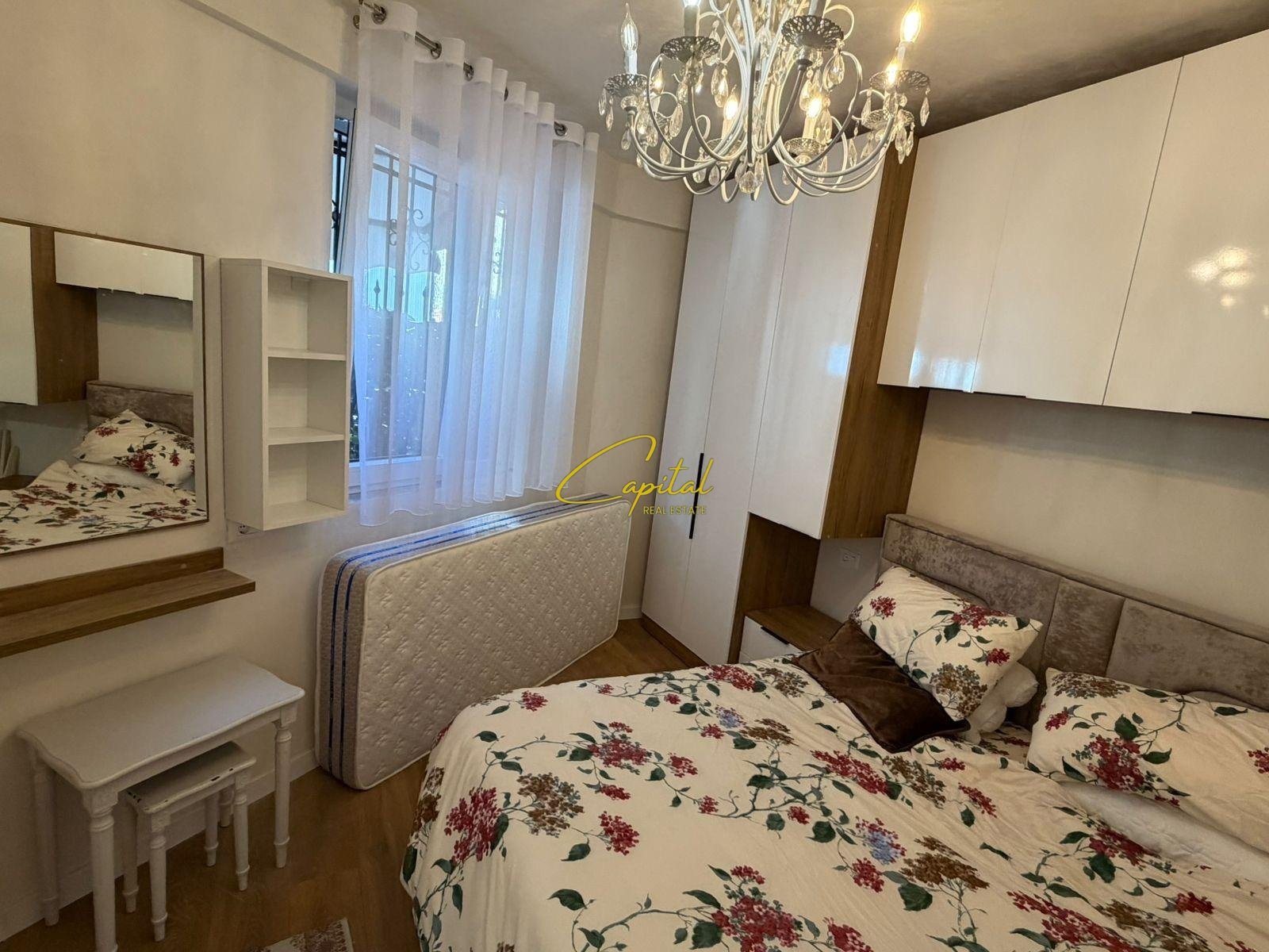 APARTAMENT ME QIRA 1+1 MATERNITETI I RI 50.000 LEKE
