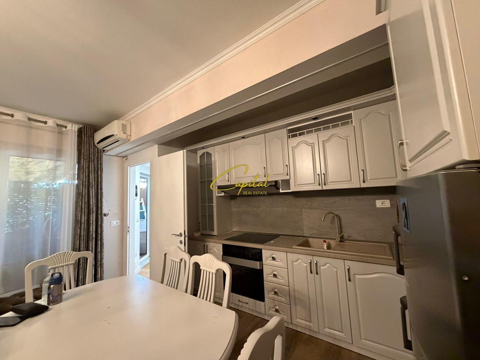 APARTAMENT ME QIRA 1+1 MATERNITETI I RI 50.000 LEKE