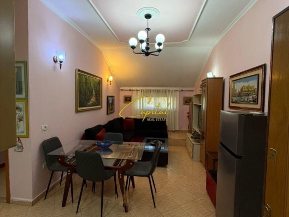 APARTAMENT ME QIRA 2+1 QENDER 500 EURO