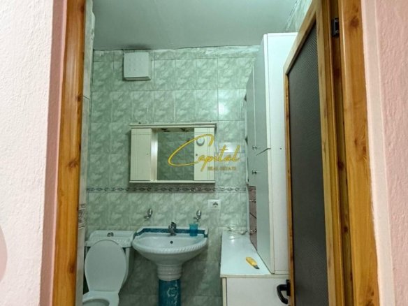APARTAMENT ME QIRA 2+1 QENDER 500 EURO