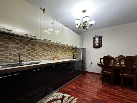 APARTAMENT ME QIRA 2+1 RRUGA FORTUZI 55.000 LEKE