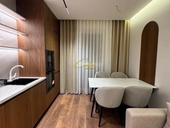 APARTAMENT ME QIRA 2+1 XHAMLLIKU 830 EURO