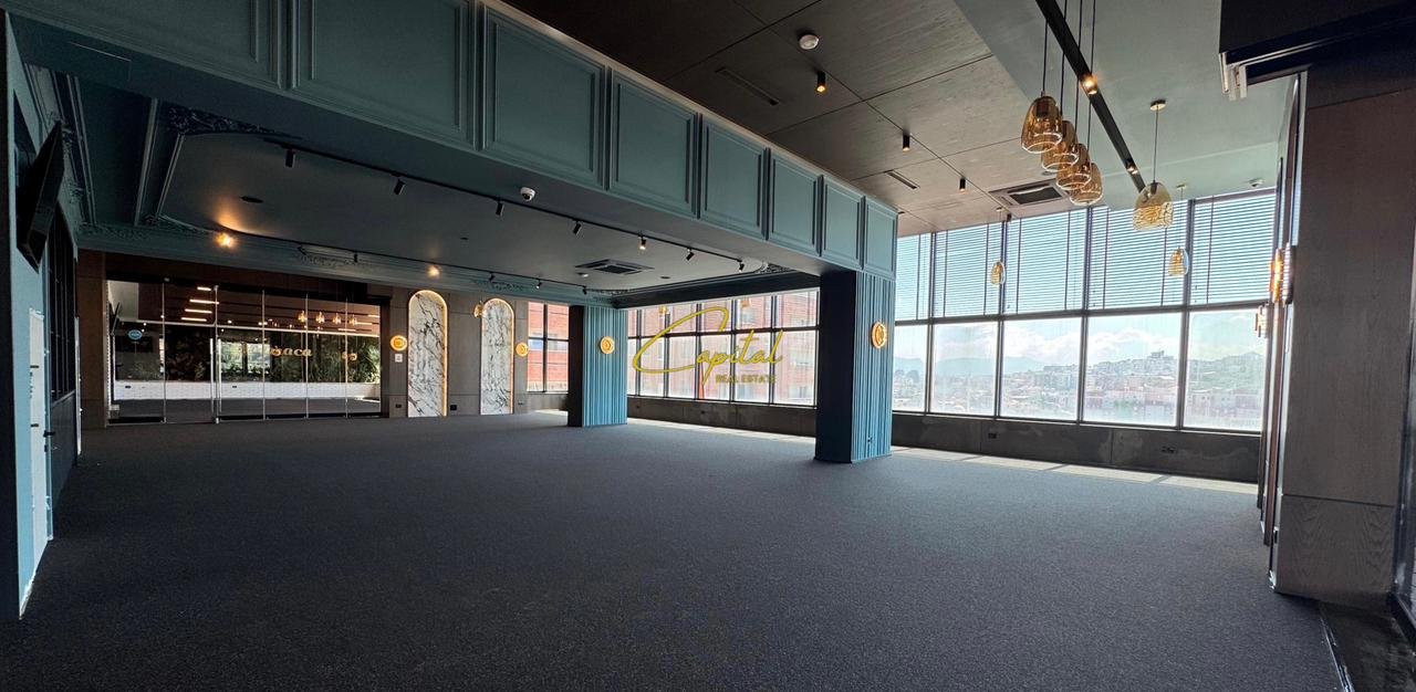 AMBIENT BIZNESI ME QIRA 1000 M2 KOMPLKESI GOLDEN PARK 3 10.000 EURO