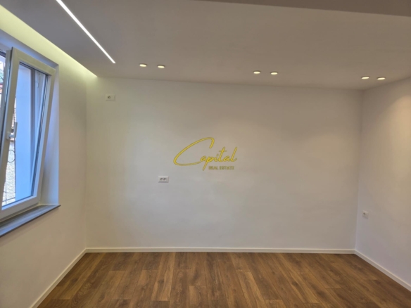 SHITET GARSONIERE 30 M2 PAZARI I RI 85.000 EURO