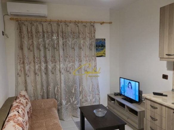 APARTAMENT ME QIRA 1+1 XHAMLLIKU 40.000 LEKE