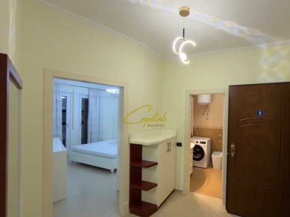 APARTAMENT ME QIRA 1+1 21 DHJETORI 650 EURO