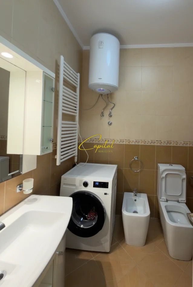APARTAMENT ME QIRA 1+1 21 DHJETORI 650 EURO