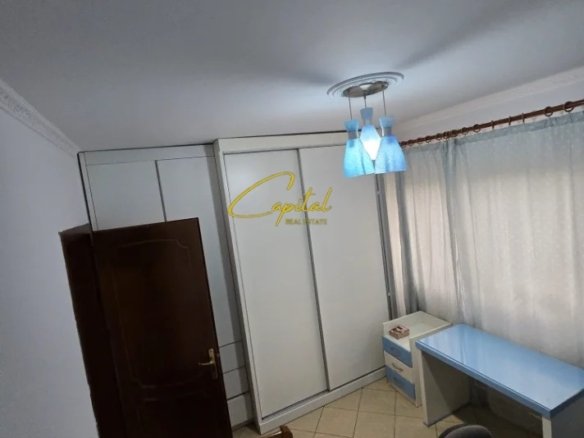 APARTAMENT ME QIRA 2+1 PALLATI ME SHIGJETA 550 EURO