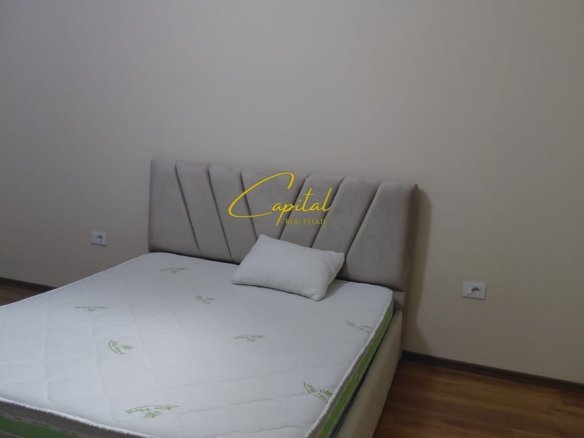 APARTAMENT ME QIRA 2+1 5 MAJI 55.000 LEKE