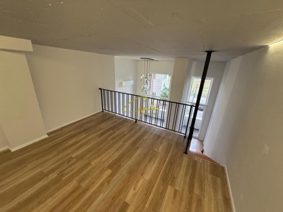 AMBIENT BIZNESI ME QIRA 60 M2 KOMPLEKSI GOLDEN PARK 3 450 EURO