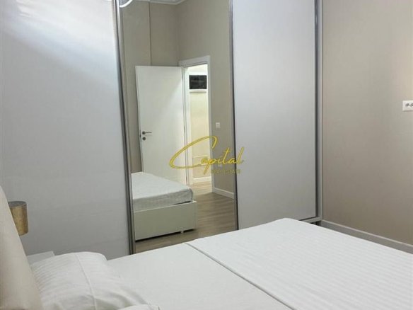 APARTAMENT ME QIRA 1+1 OXHAKU 55.000 LEKE