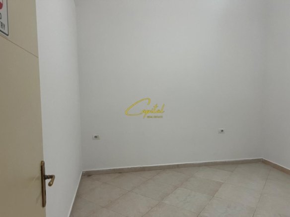 SHITET AMBIENT BIZNESI 73 M2 ASTIR 135.000 EURO