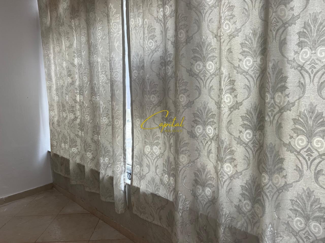 SHITET AMBIENT BIZNESI 73 M2 ASTIR 135.000 EURO