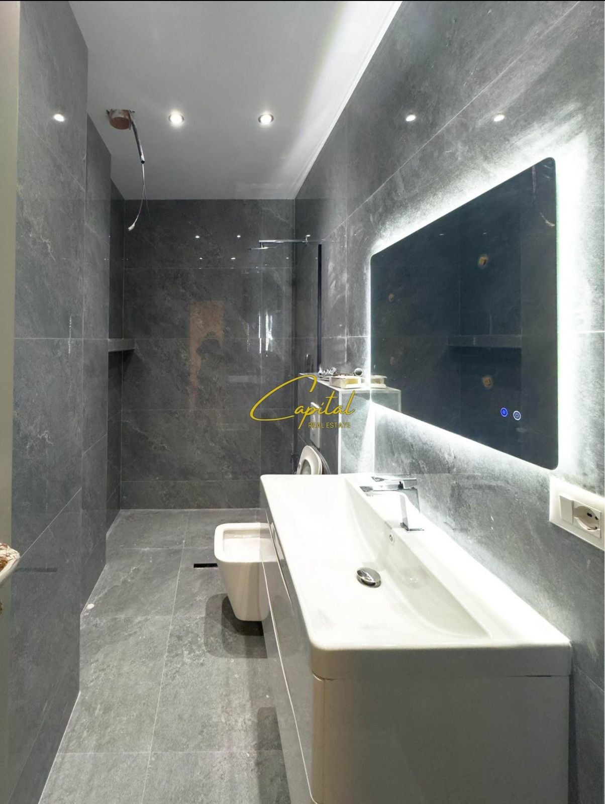 SHITET APARTAMENT 2+1 FRESKU 140.000 EURO