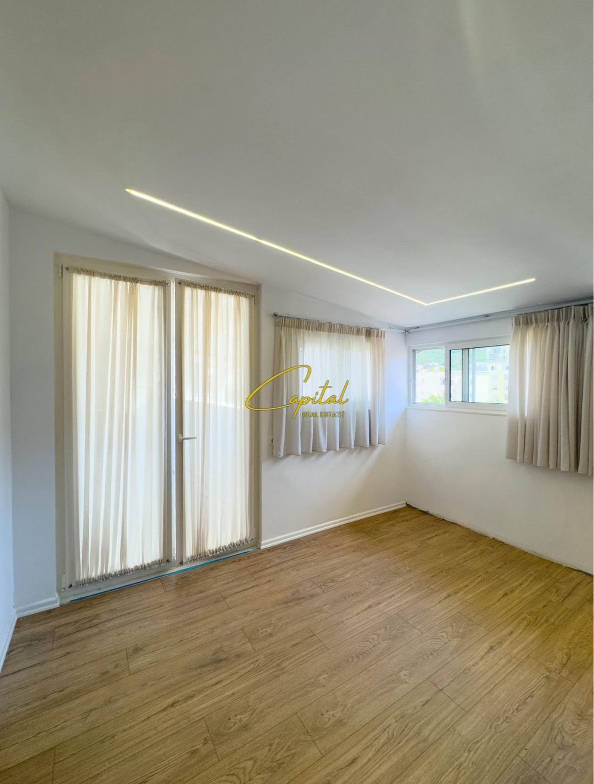 SHITET APARTAMENT 2+1 FRESKU 140.000 EURO