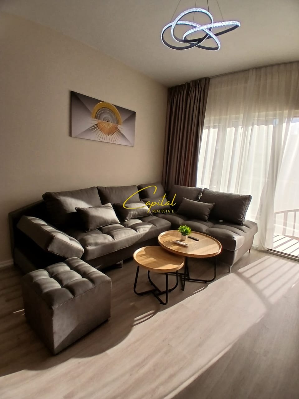APARTAMENT ME QIRA 2+1 ZOGU I ZI 900 EURO