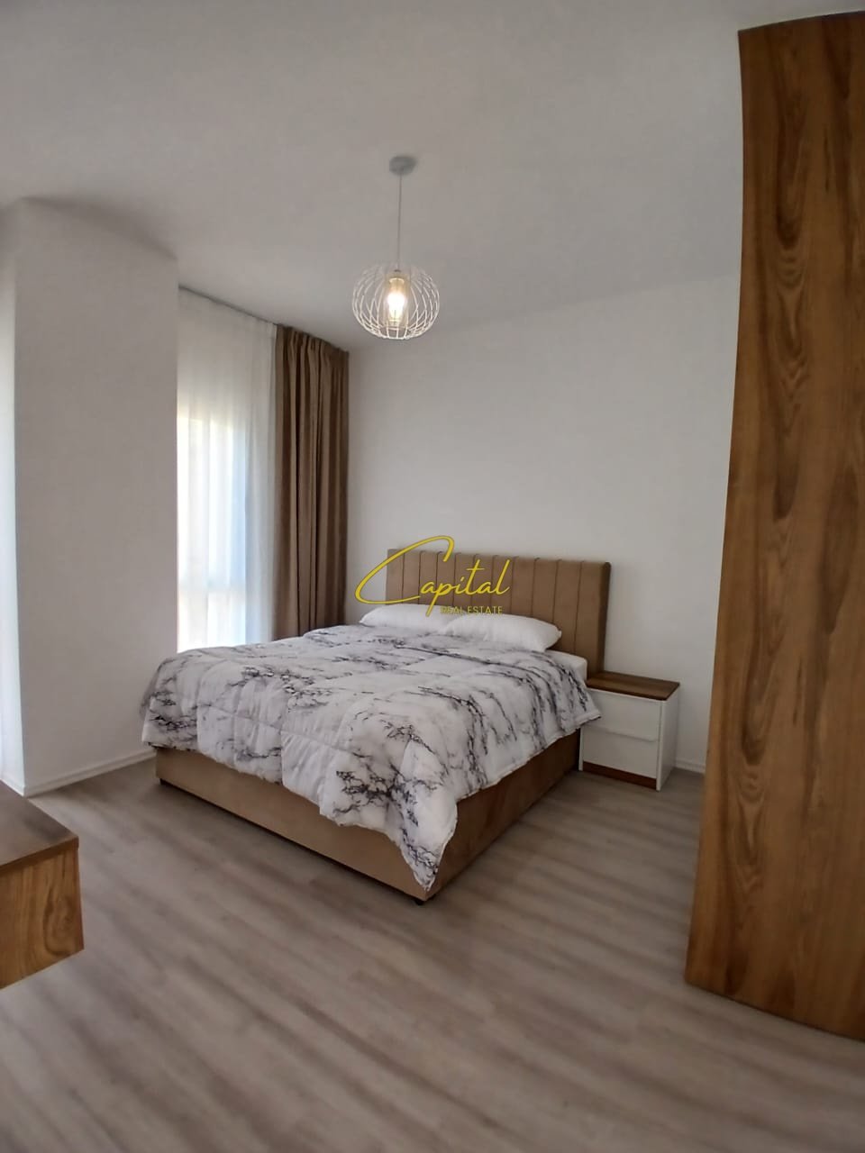 APARTAMENT ME QIRA 2+1 ZOGU I ZI 900 EURO