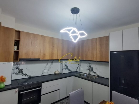 APARTAMENT ME QIRA 1+1 XHAMLLIKU 55.000 LEKE