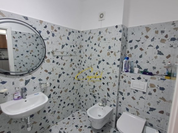 APARTAMENT ME QIRA 1+1 XHAMLLIKU 55.000 LEKE