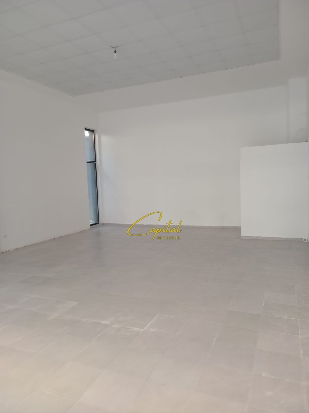 AMBIENT BIZNESI ME QIRA 90 XHAMLLIKU 50.000 LEKE