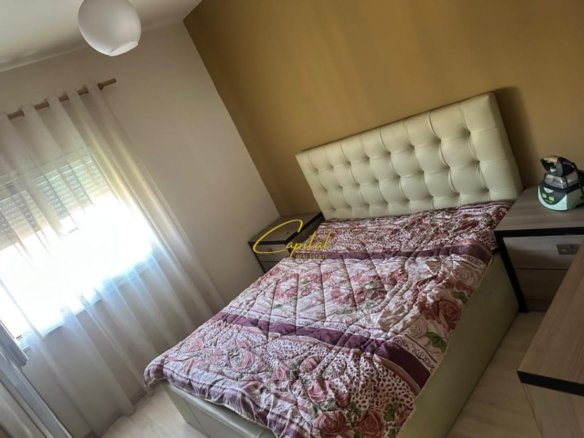APARTAMENT ME QIRA 1+1 SHKOLLA E BALETIT 50.000 LEKE