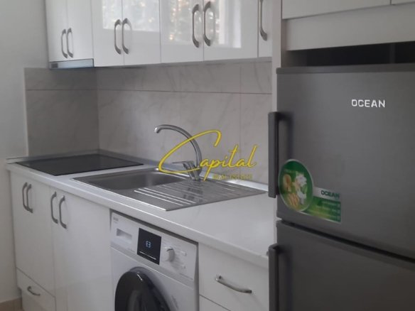 APARTAMENT ME QIRA 1+1 RRUGA FORTUZI 60.000 LEKE