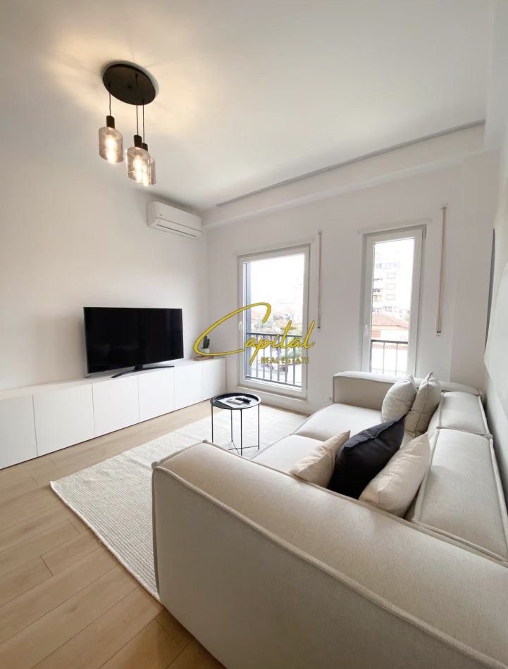 APARTAMENT ME QIRA 1+1 ISH STACIONI TRENIT 75.000 LEKE