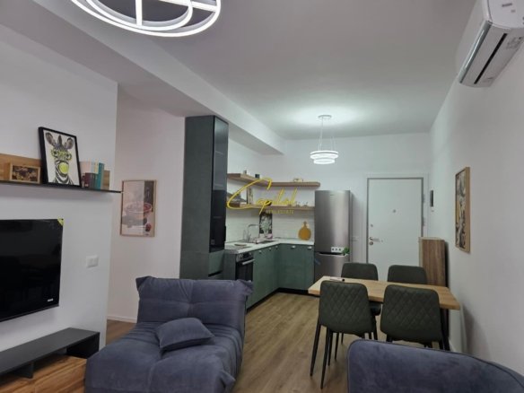 APARTAMENT ME QIRA 2+1 ALI DEMI 52.000 LEKE