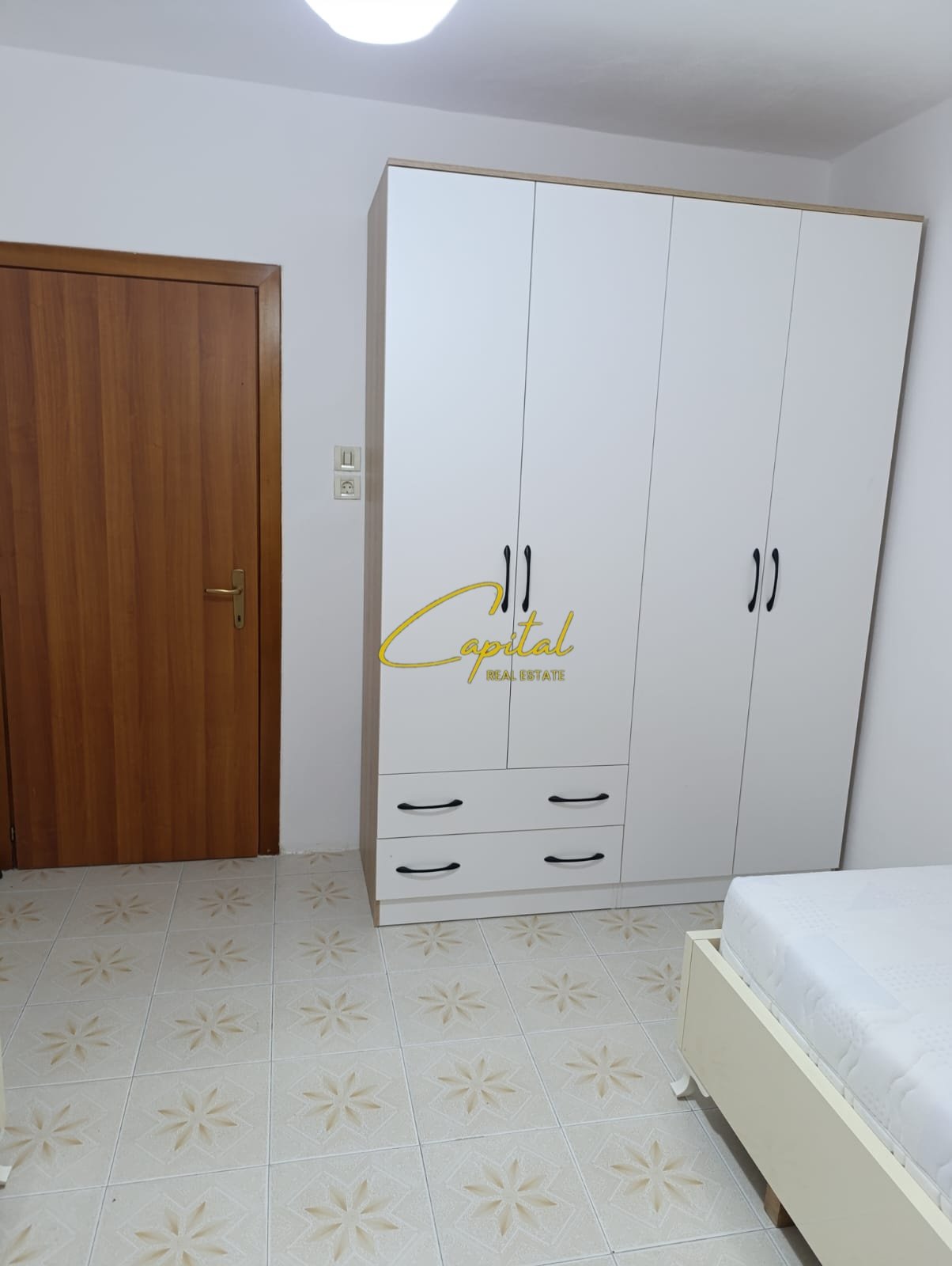 APARTAMENT ME QIRA 2+1 KOMBINAT 50.000 LEKE
