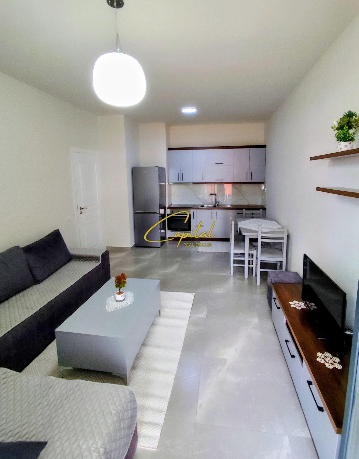 APARTAMENT ME QIRA 1+1 KOMPLEKSI ASL 50.000 LEKE