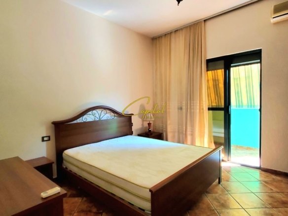 APARTAMENT ME QIRA 2+1 RRUGA E DURRESIT 60.000 LEKE