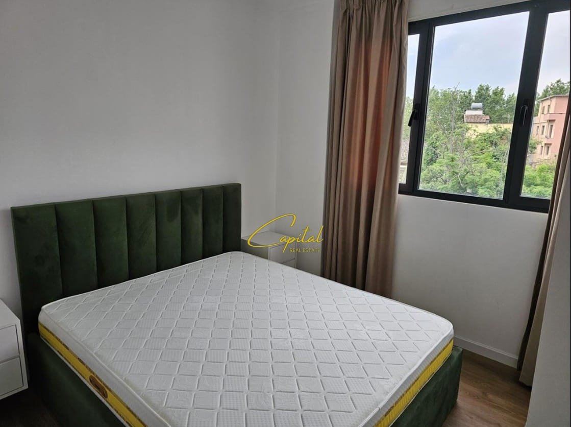 APARTAMENT ME QIRA 2+1 SPITALI AMERIKAN 2 55.000 LEKE