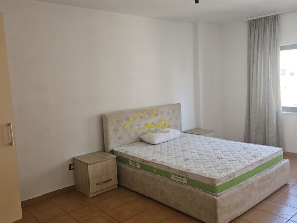 APARTAMENT ME QIRA 2+1 21 DHJETORI 55.000 LEKE