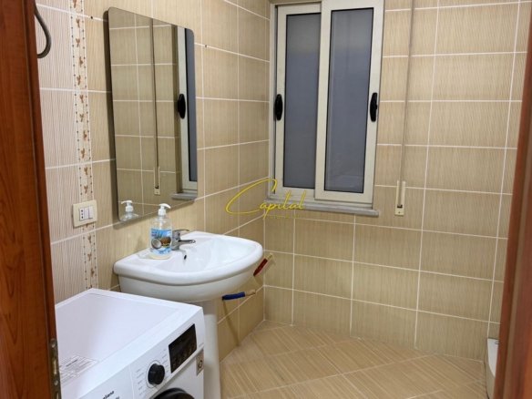APARTAMENT ME QIRA 2+1 RRUGA JORDAN MISJA 75.000 LEKE