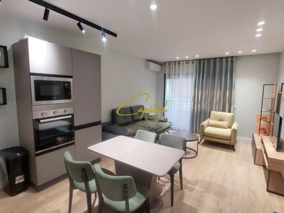 APARTAMENT ME QIRA 1+1 KOMUNA E PARISIT 700 EURO